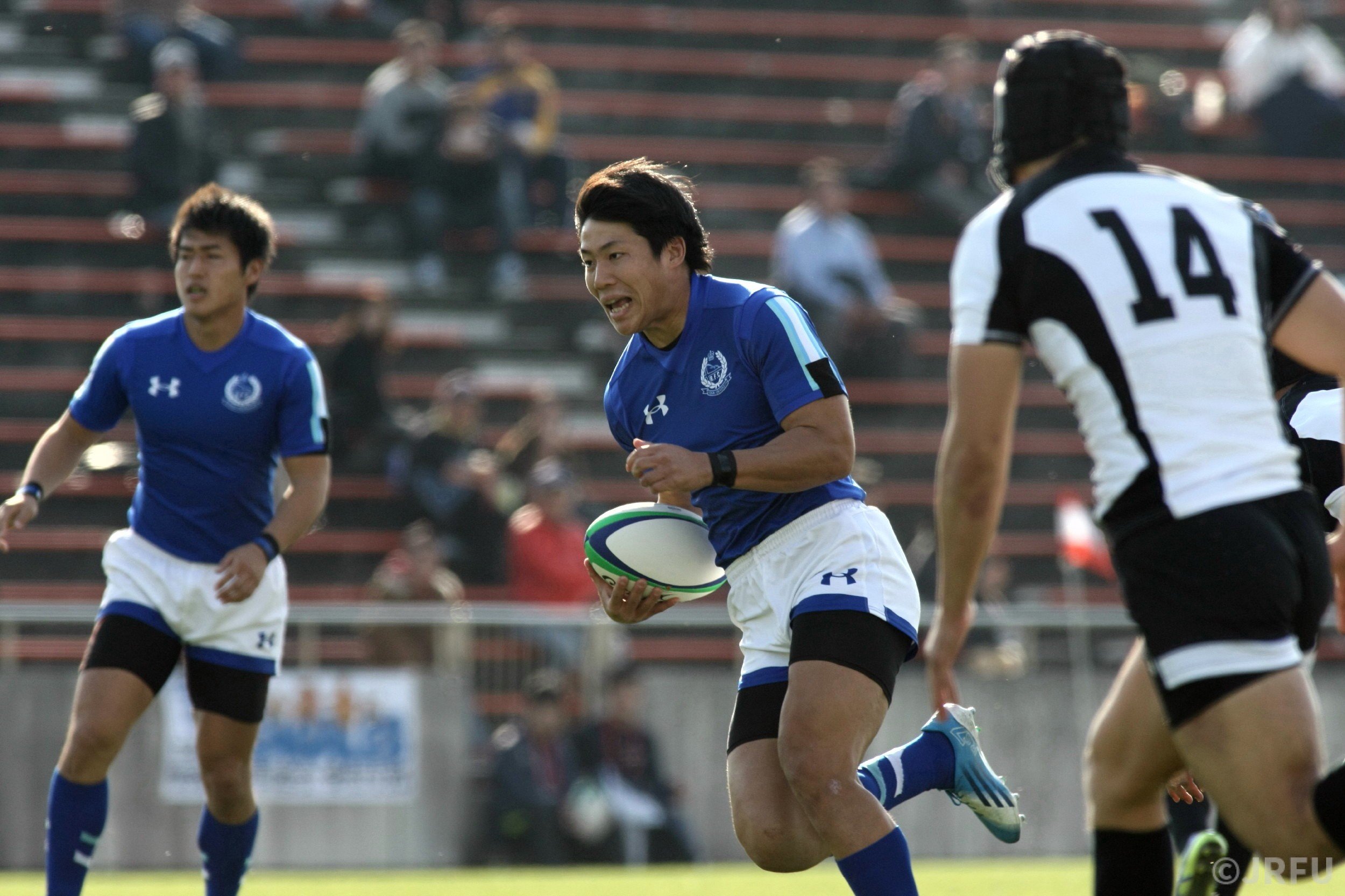 12/13「第52回全国大学ラグビーフットボール選手権大会」セカンドステージ・東海大学vs朝日大学（撮影者：清水良枝）