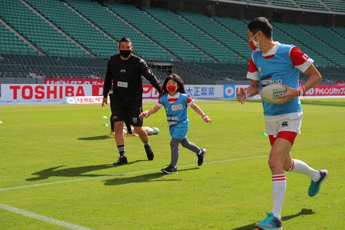 リポビタンＤチャレンジカップ2022 「ファイト一発　親子ラグビーチャレンジ」を開催！ ～小学生の親子　40組80名の参加者募集～　