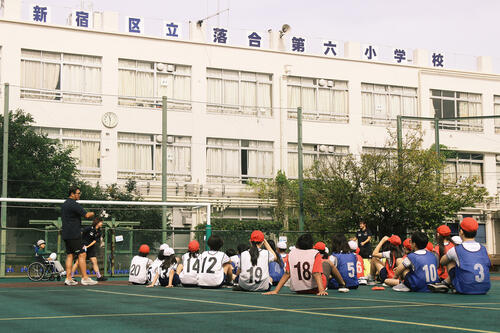 ラグビー元日本代表および現役選手による小学校訪問事業レポート at 新宿区立落合第六小学校